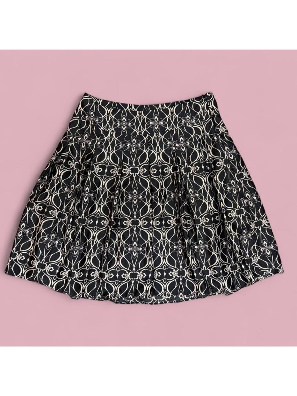 geometric retro quirky mod midi skirt
